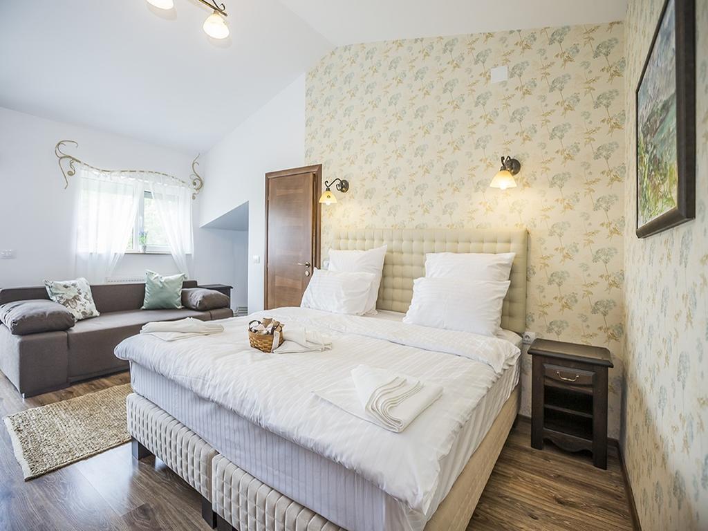 Villa Ronda 에포리수드 객실 사진