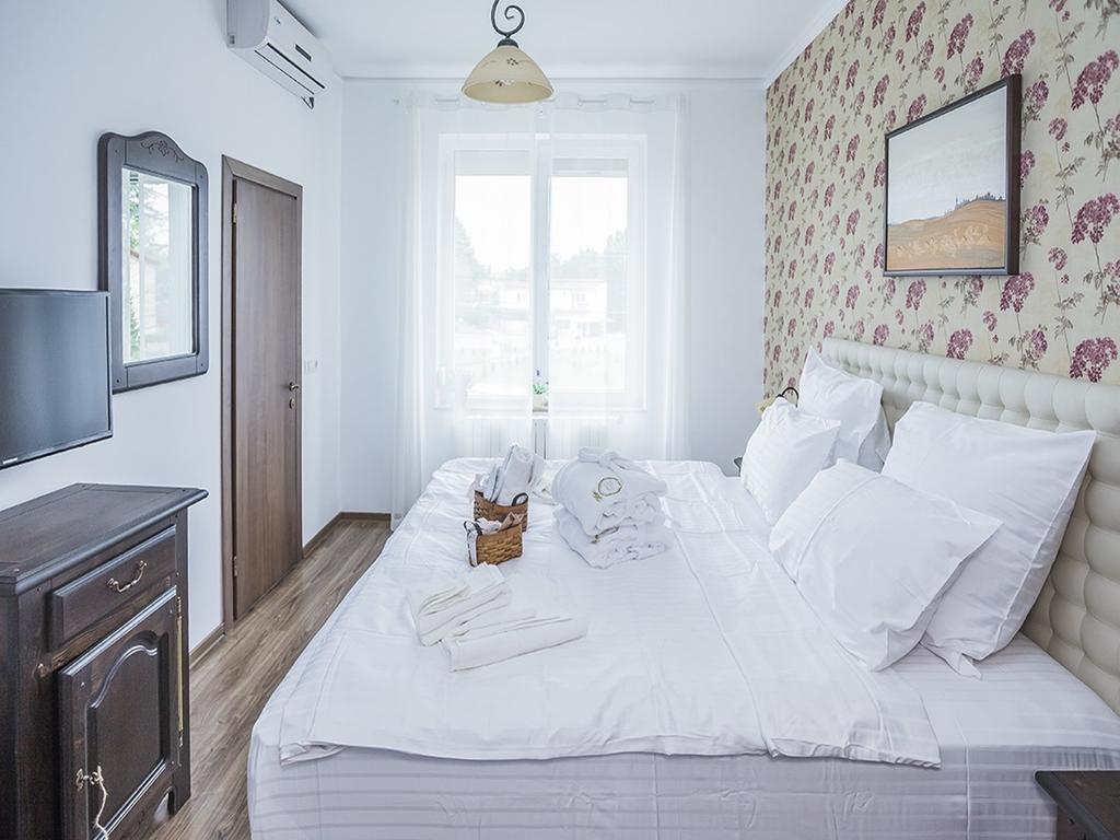 Villa Ronda 에포리수드 외부 사진